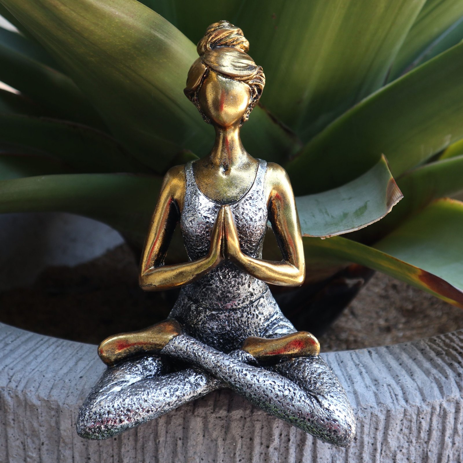 graceful yoga lady statue bronze silver Graceful Yoga Lady Statue Bronze Silver - Image 3