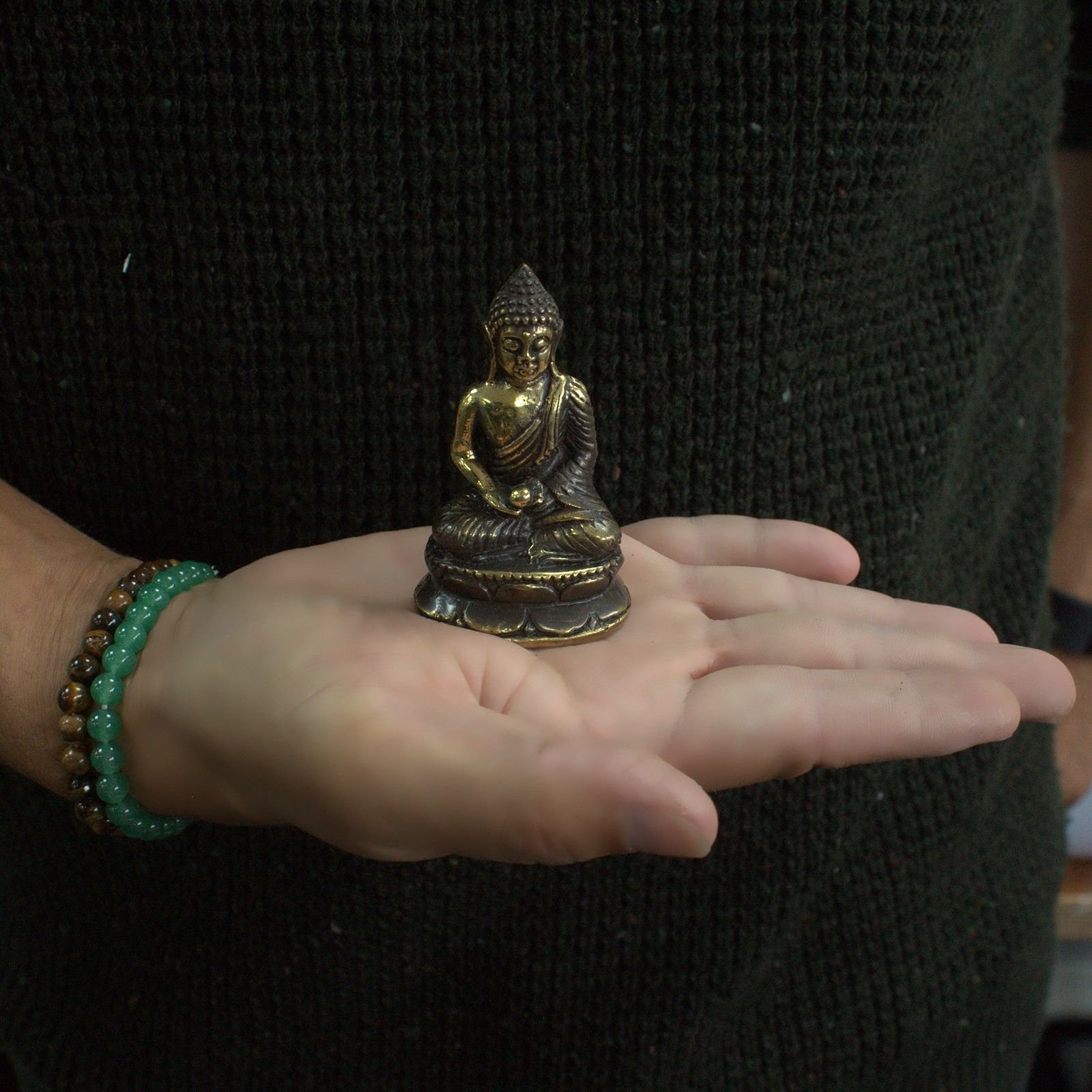 Jemné sústredenie mini mosadzný meditujúci Buddha Jemné sústredenie mini mosadzný meditujúci Buddha – Obrázok 3