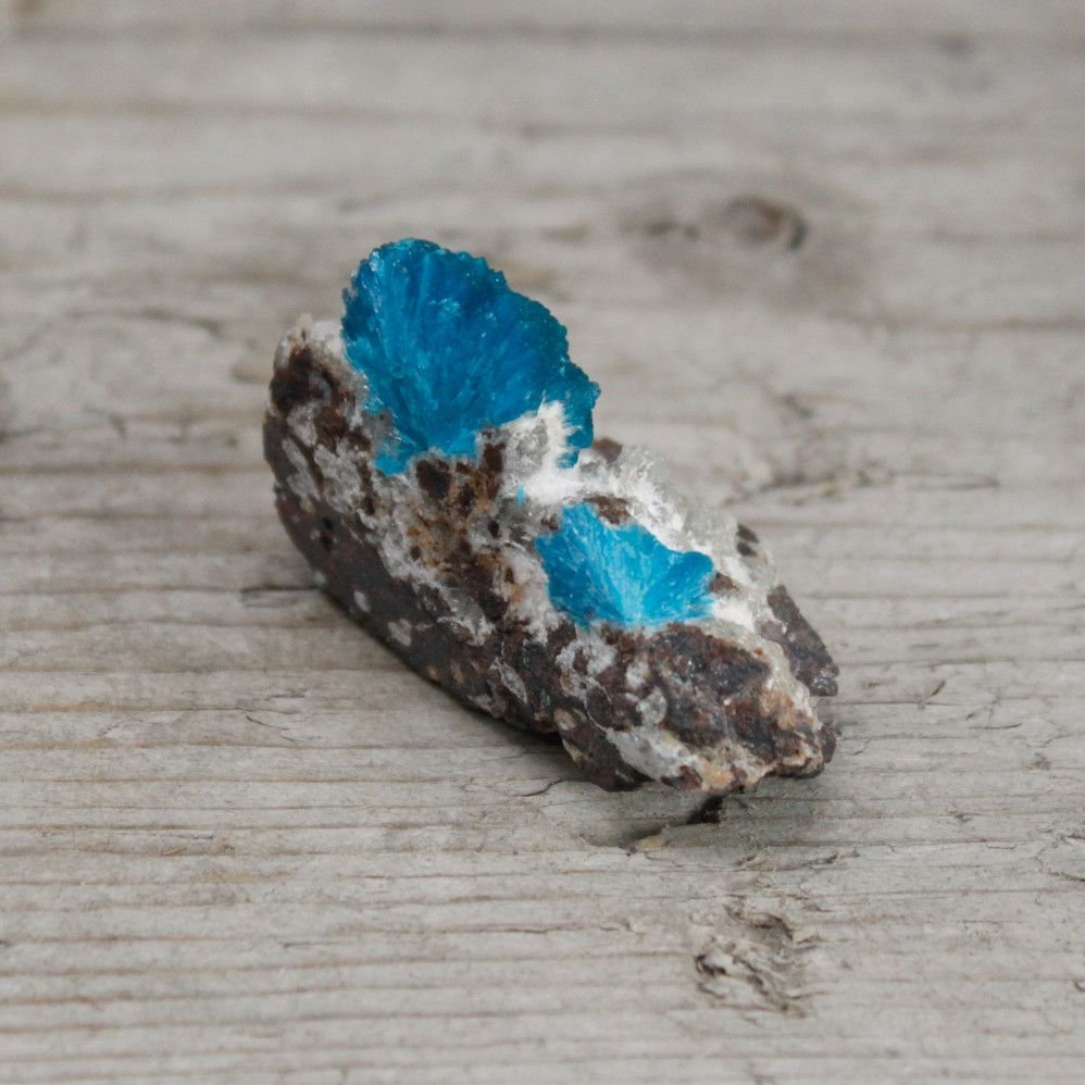 insight awakening cavansite crystal specimen Insight Awakening Cavansite Crystal Specimen - Image 5