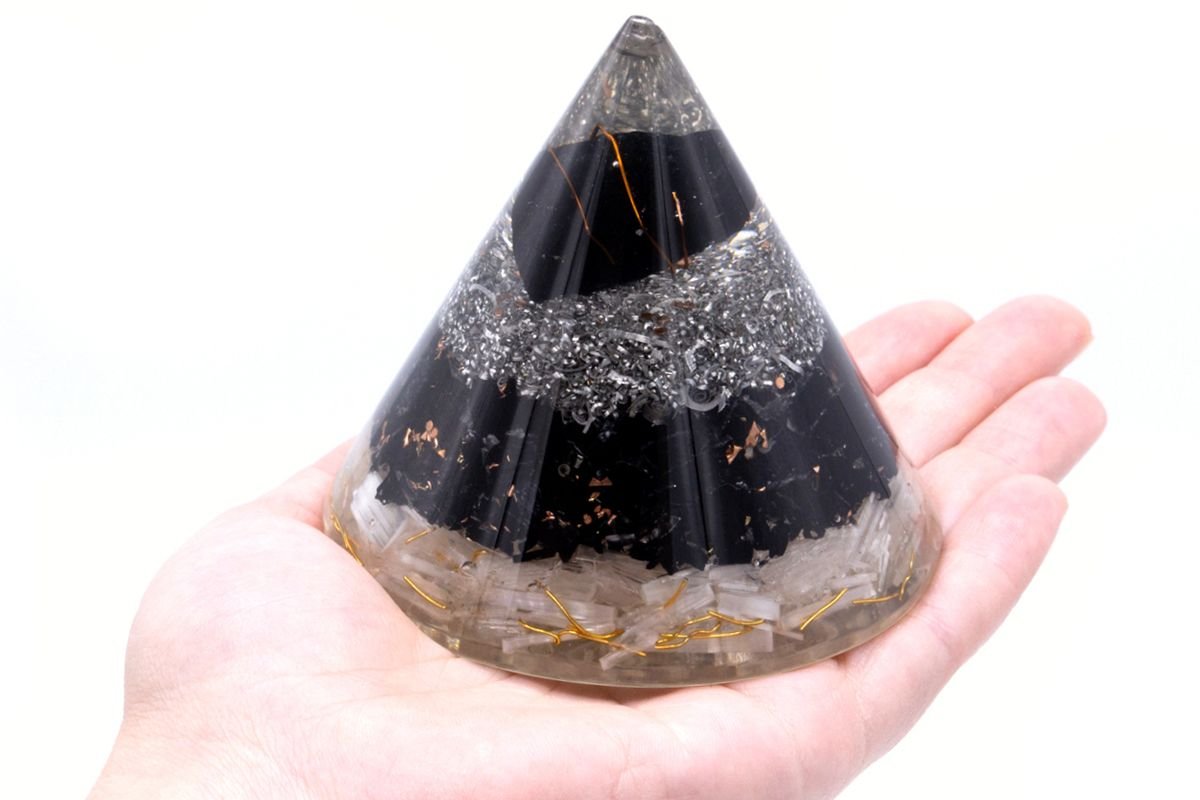 deep cleansing orgonite cone selenite tourmaline Deep Cleansing Orgonite Cone Selenite Tourmaline - Image 2