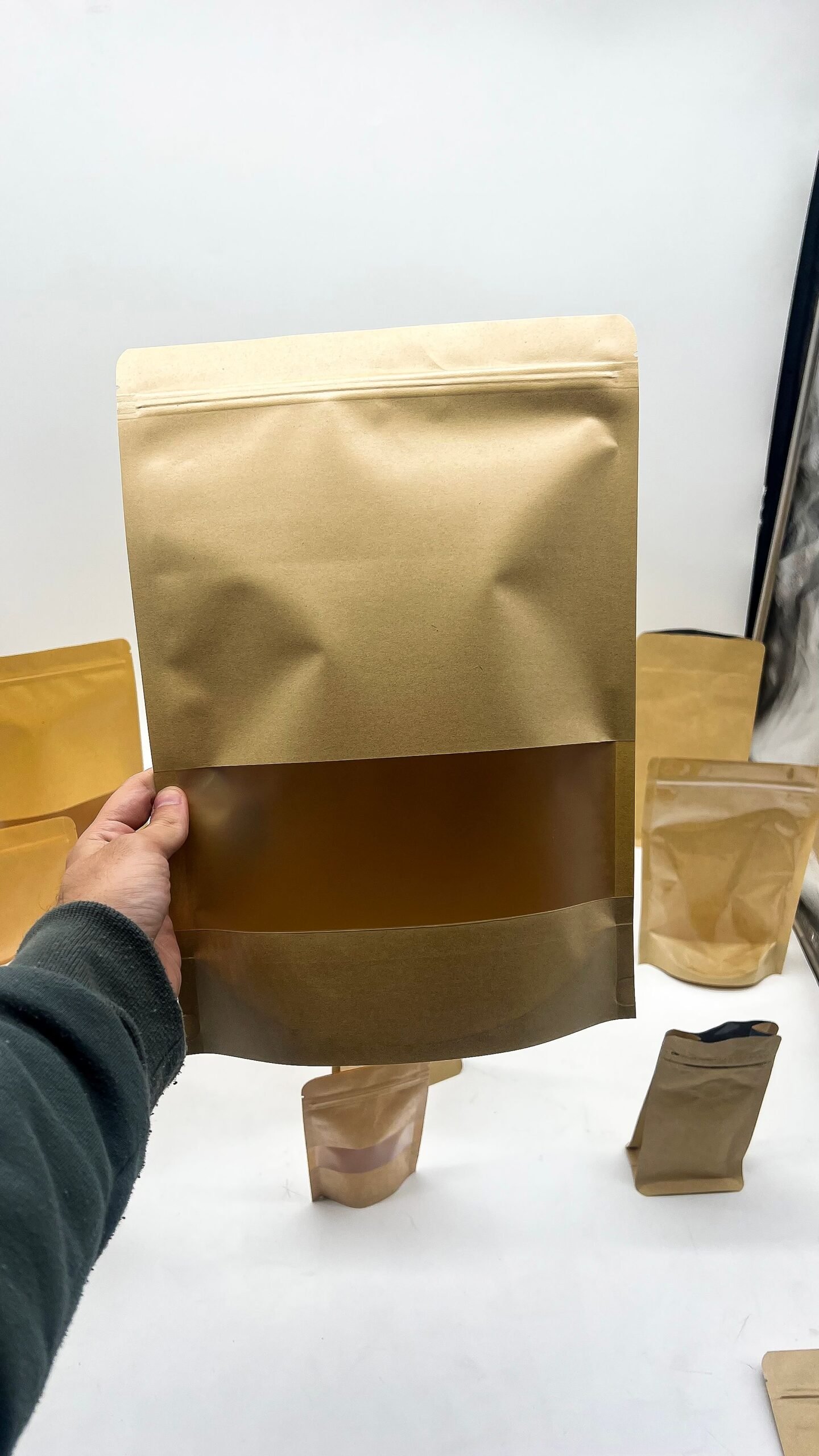 natural display gift bags kraft window Natural Display Gift Bags Kraft Window - Image 7