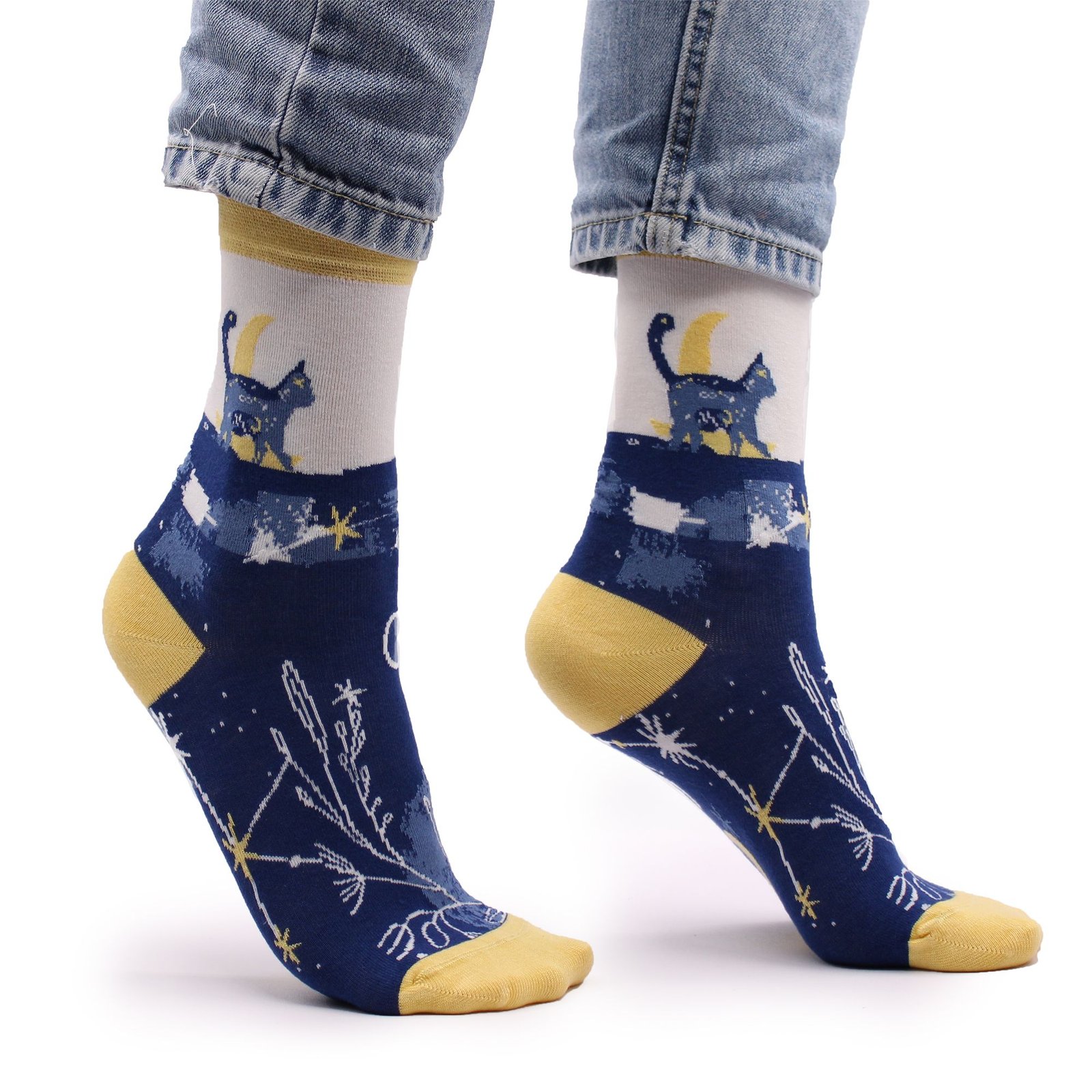 cosy bamboo socks with midnight cat design Cosy Bamboo Socks with Midnight Cat Design