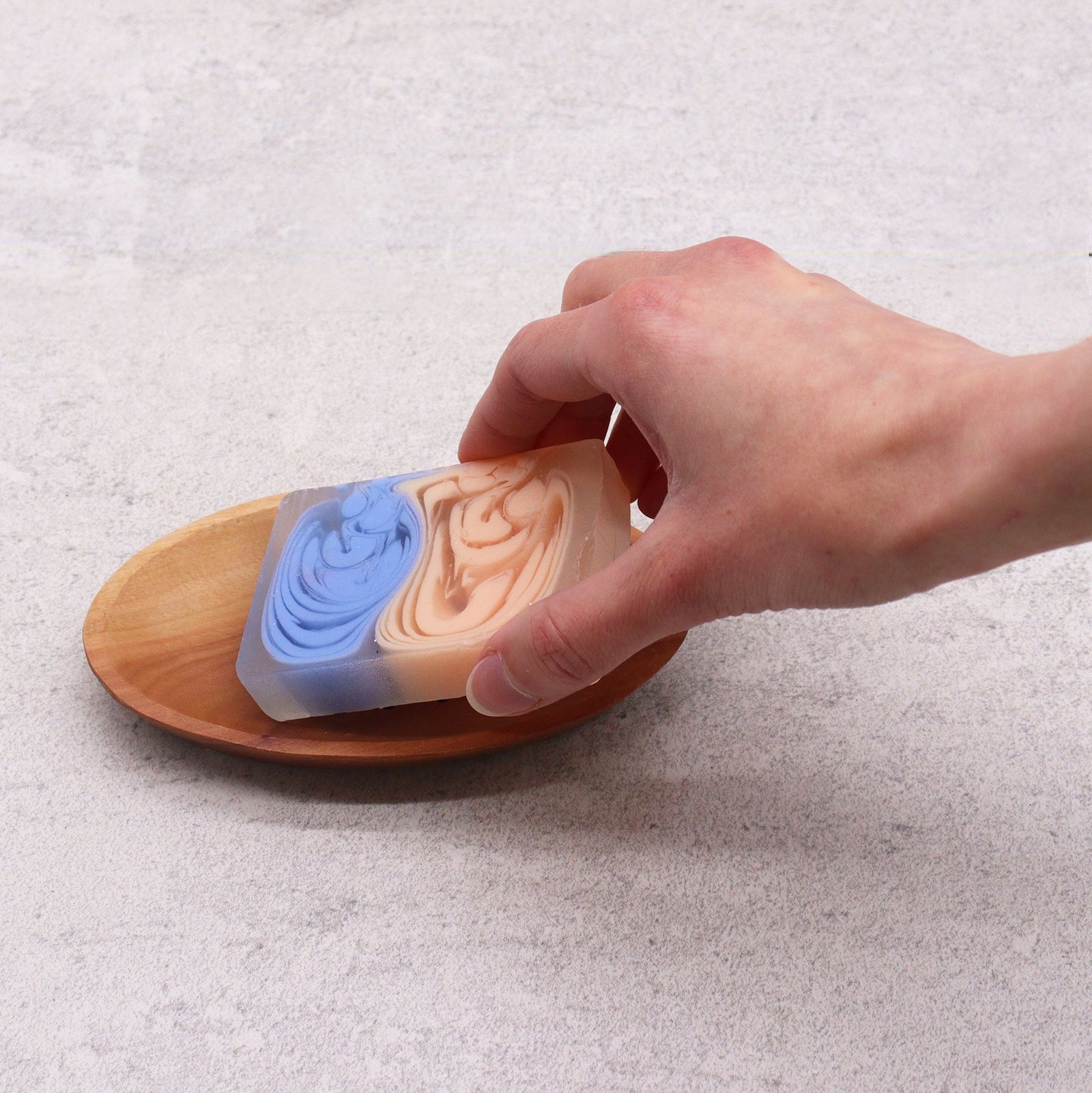 minimalist oval mahogany wood soap dish Minimalist Oval Mahogany Wood Soap Dish - Image 4