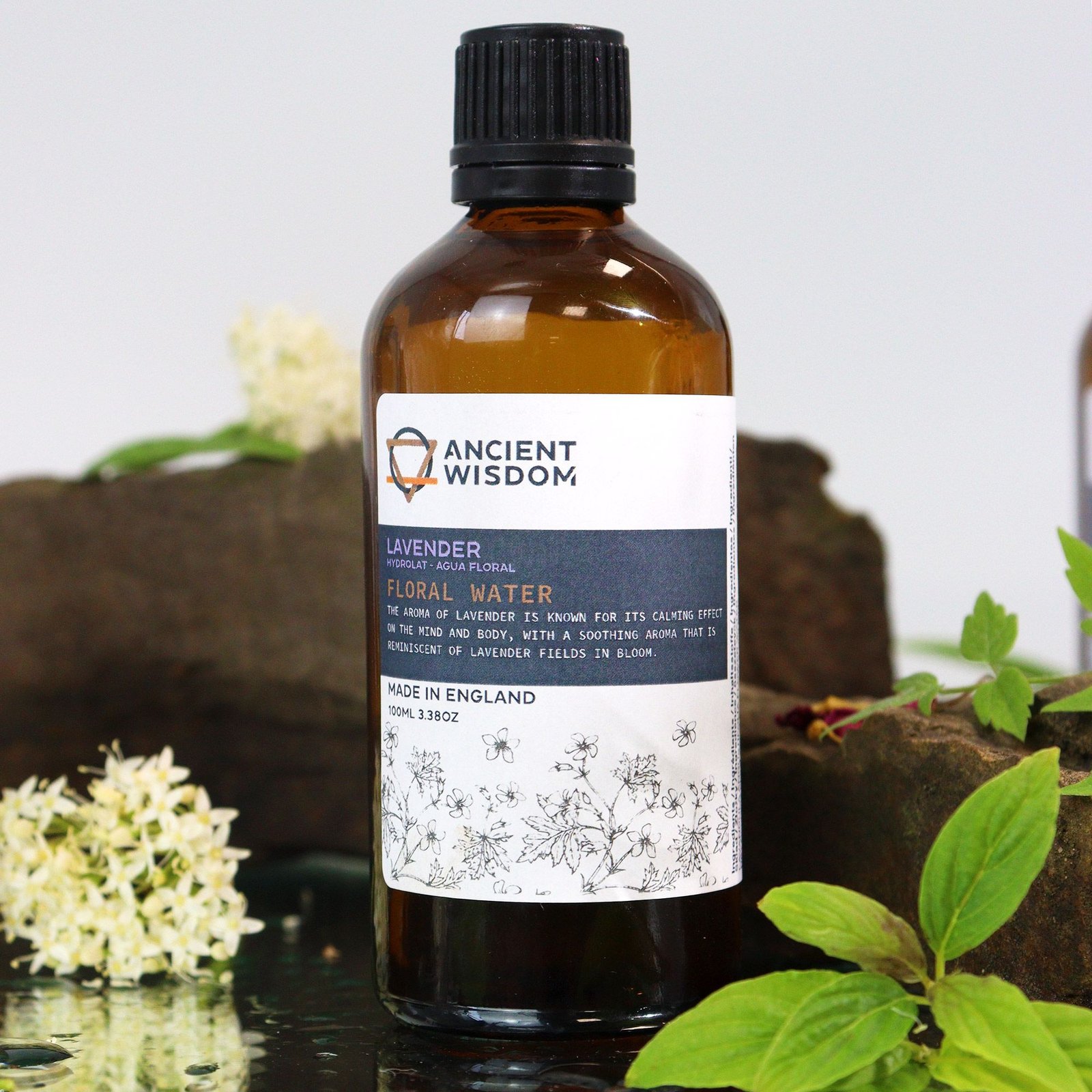 calming facial hydrolat lavender cloud mist Calming Facial Hydrolat Lavender Cloud Mist - Image 3