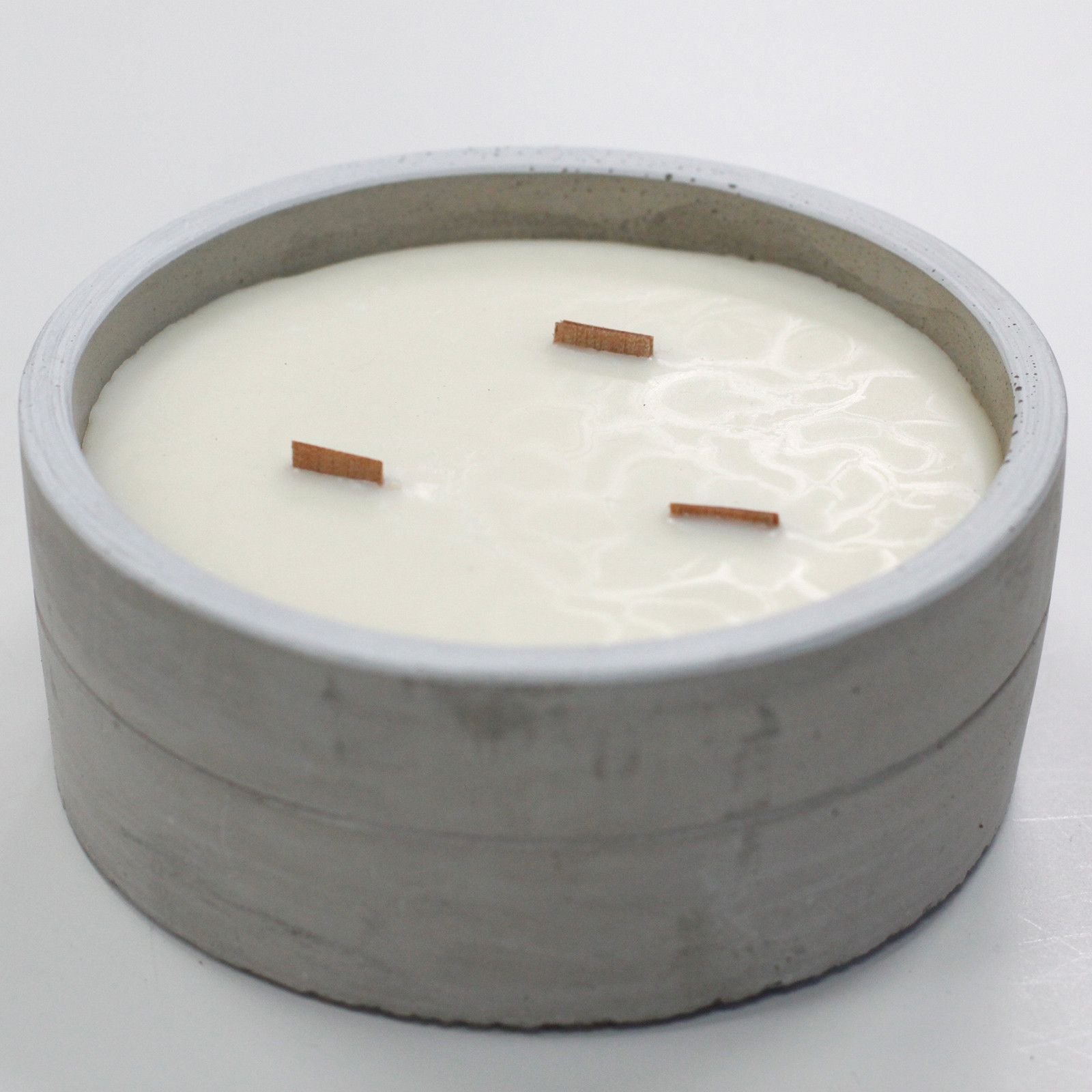 comfort drift concrete soy candle vanilla orange Comfort Drift Concrete Soy Candle Vanilla Orange - Image 2