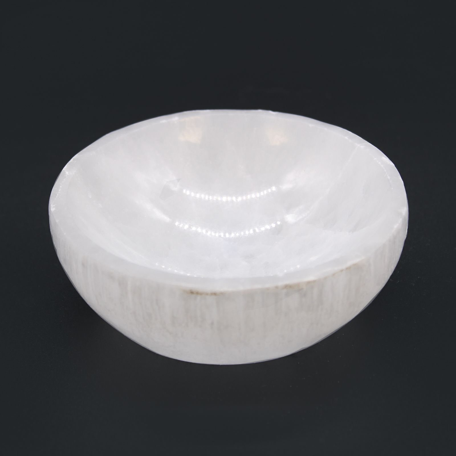 cleansing selenite round crystal bowl 10cm Cleansing Selenite Round Crystal Bowl 10cm - Image 3