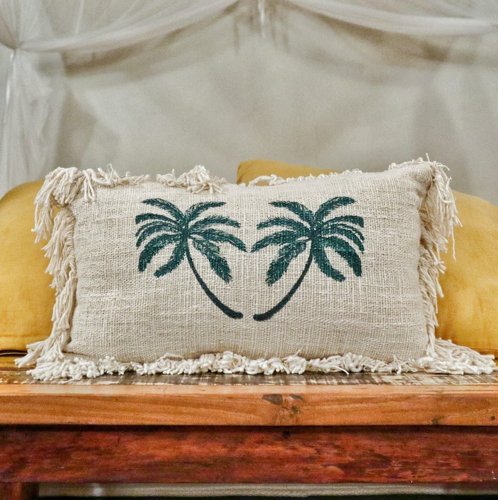 tropical accent palm linen cushion fringe 30x50 Tropical Accent Palm Linen Cushion Fringe 30x50 - Image 3