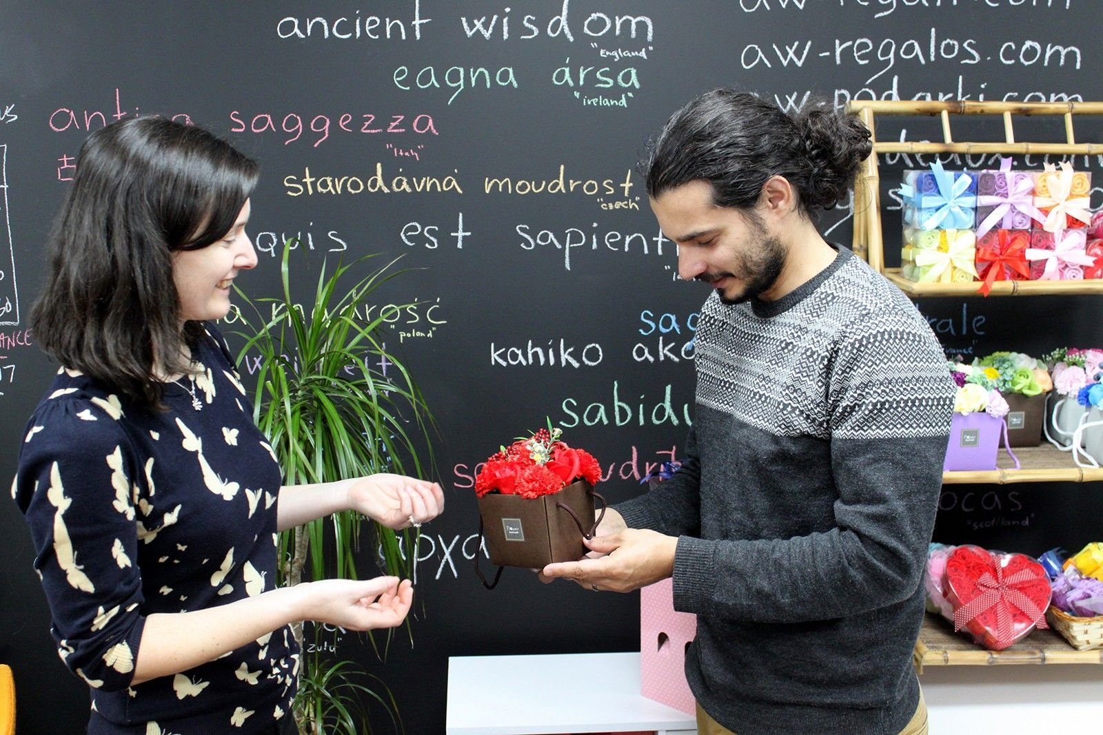 romantic bath petal bouquet red rose carnation Romantic Bath Petal Bouquet Red Rose Carnation - Image 3