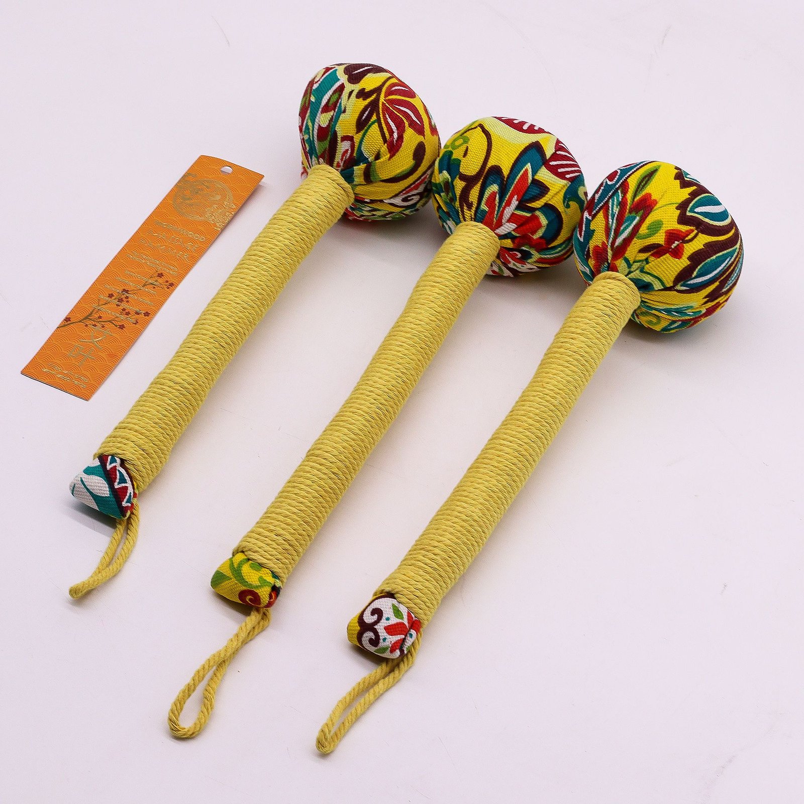 energising wormwood herbal massage hammer yellow Energising Wormwood Herbal Massage Hammer Yellow - Image 5