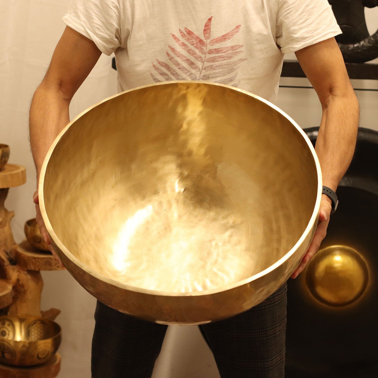 deep grounding standing singing bowl plain brass Deep Grounding Standing Singing Bowl Plain Brass - Image 7