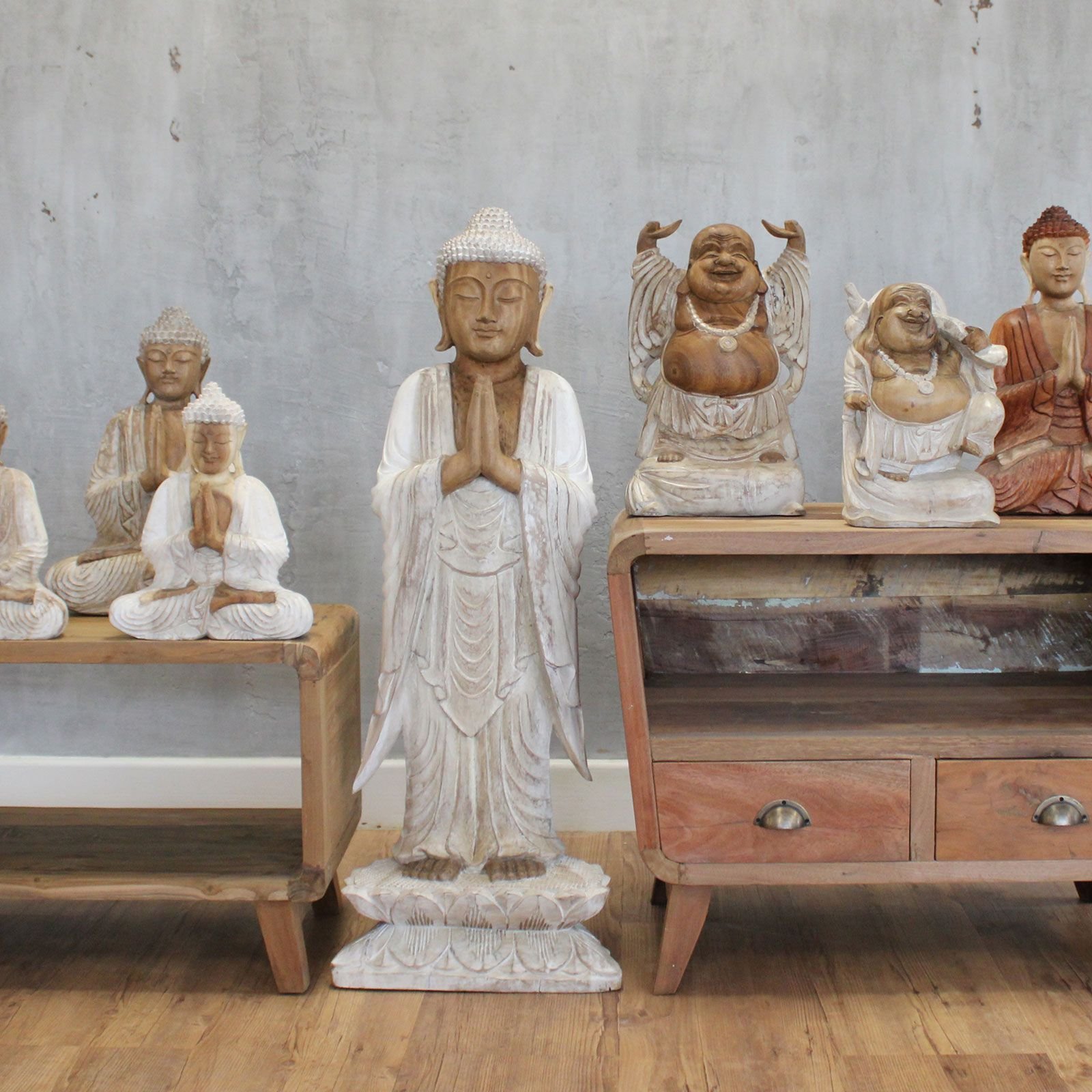 grand welcome buddha statue natural suar wood Grand Welcome Buddha Statue Natural Suar Wood - Image 4