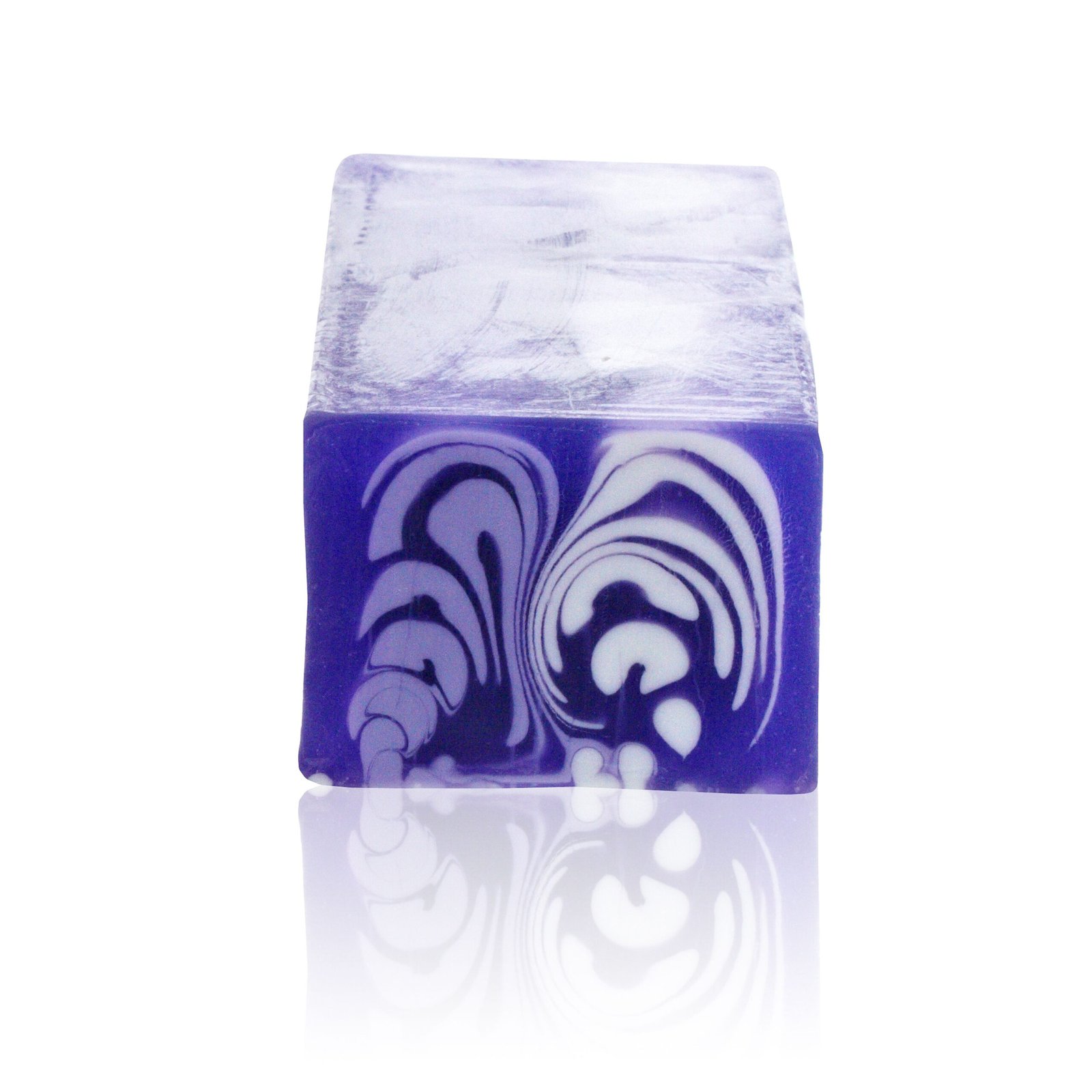 relaxing handcrafted soap bar classic lavender Relaxing Handcrafted Soap Bar Classic Lavender - Image 5